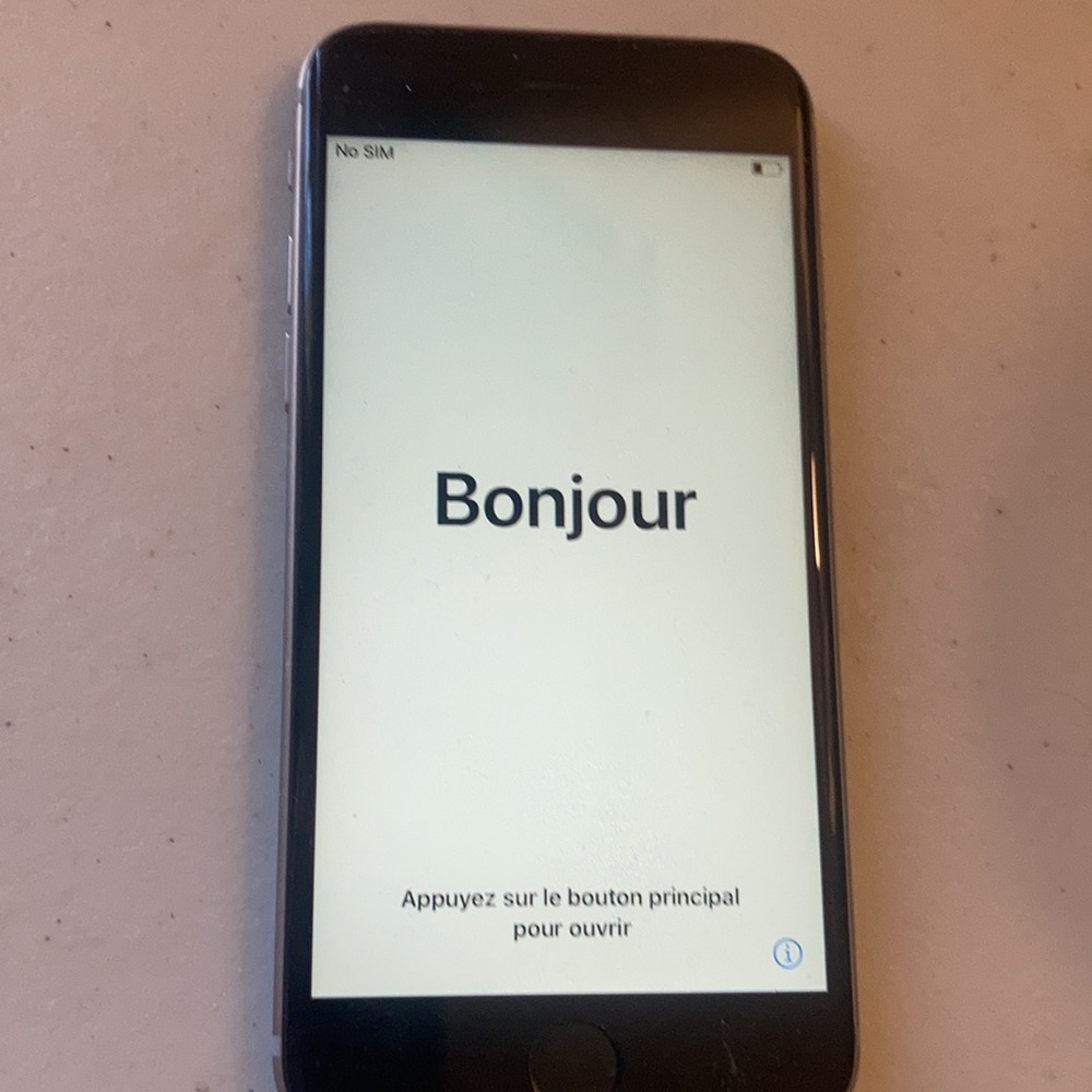 iPhone 6 Plus unlocked - Picture 5 of 12